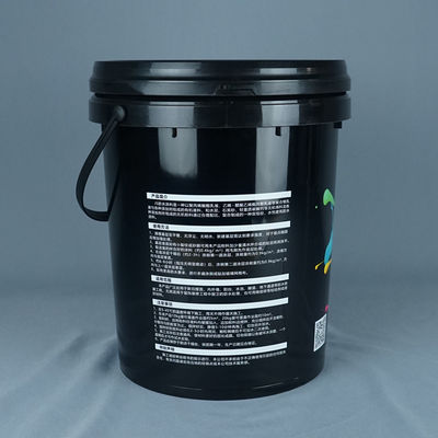 Seaux en plastique blancs de 5 gallons de 11,5 po. de diamètre avec la poignée