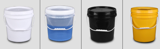 Bouteilles en plastique de 20 litres avec garniture et résistance aux UV