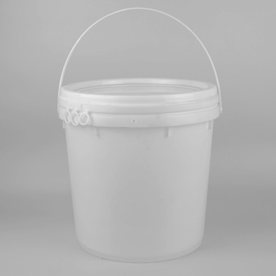 Le seau blanc 20L de lubrifiant de 5 gallons peignent le seau pour l'huile de lubrification
