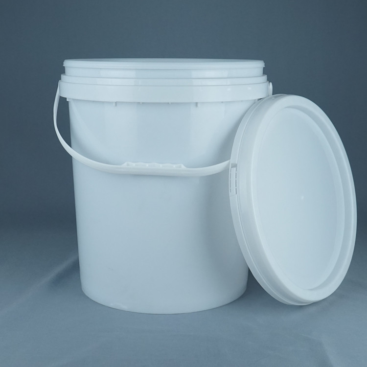 Bouteilles rondes de produits chimiques de différentes capacités et couvercles sûrs pour le stockage de produits chimiques