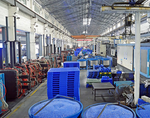 Industriel réversible de palette en plastique d'entrepôt d'entrée de double de la face latérale 4 manières