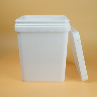 Poubelle en plastique de place matérielle de pp avec le couvercle 1,2 kilogrammes de poids