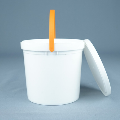 Seau de stockage en plastique blanc personnalisé réutilisable pour la nourriture