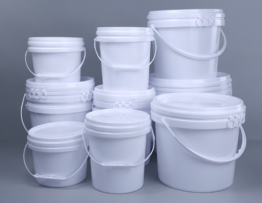 Couvercle de sceau Seau en plastique rond certifié ISO 9001 avec capacité variable