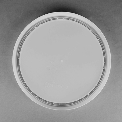 Seau chimique matériel de HDPE de catégorie comestible seau en plastique de 6 gallons avec le couvercle