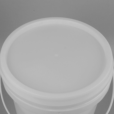 Accueil d'OEM récipients d'entreposage en plastique de peinture de 9 litres Pail With Lid blanche