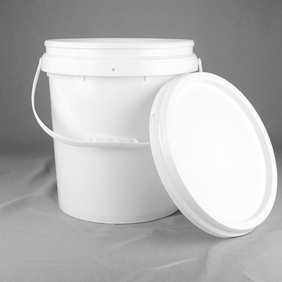 Seau en plastique rond de 4,5 gallons