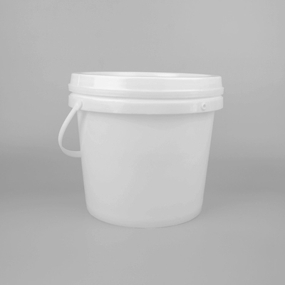 Seau en plastique résistant aux UV avec tuyau de coulée pour l'industrie