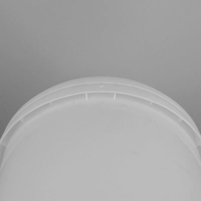 seaux 20L empilables en plastique avec des couvercles