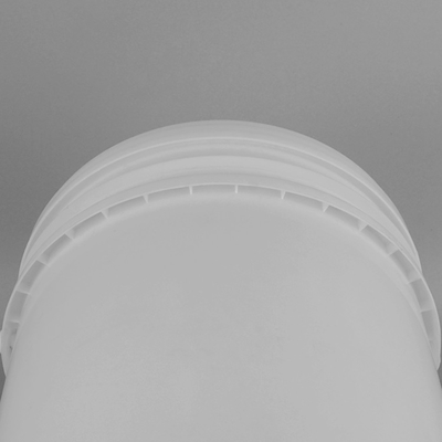 30*27*38cm seau en plastique de peinture de 5 gallons avec la couleur adaptée aux besoins du client par couvercle
