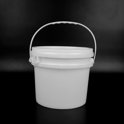 Blanc en plastique rond de seau de 1 gallon 19*17*17.2cm avec la poignée en plastique
