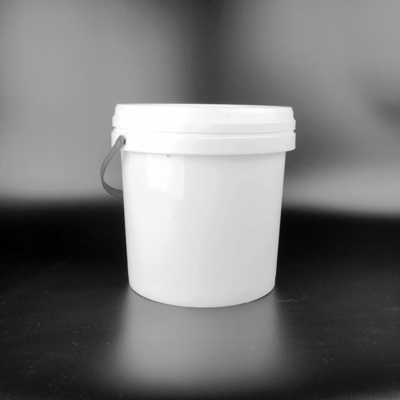 Seau 5L en plastique rond avec le couvercle