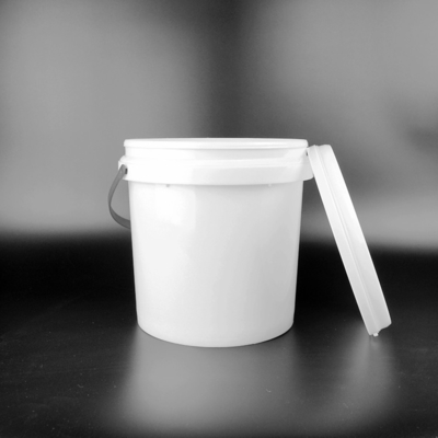 Seau 5L en plastique rond avec le couvercle