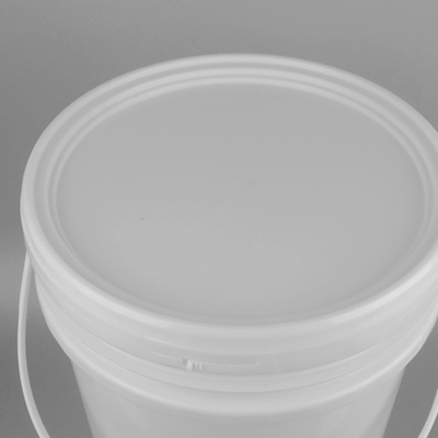Seaux en plastique empilables de 5 gallons avec le couvercle résistant UV