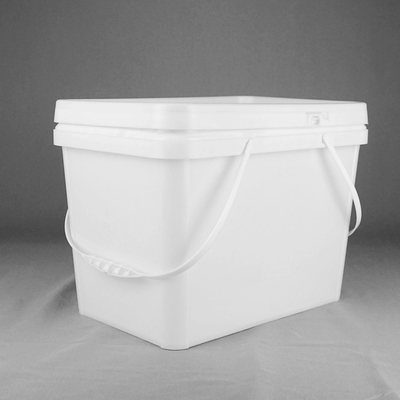 Tambour rectangulaire de conditionnement en plastique de la catégorie comestible 20kg avec le couvercle et les doubles poignées