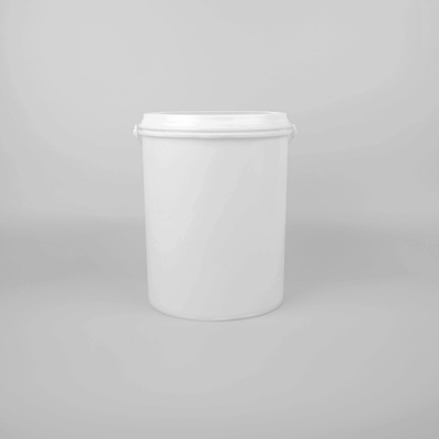 Un seau de peinture en plastique solide avec un revêtement résistant aux UV