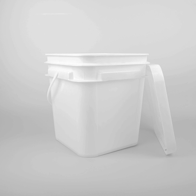 Seau en plastique carré résistant aux produits chimiques avec poignée pour peinture et produits chimiques