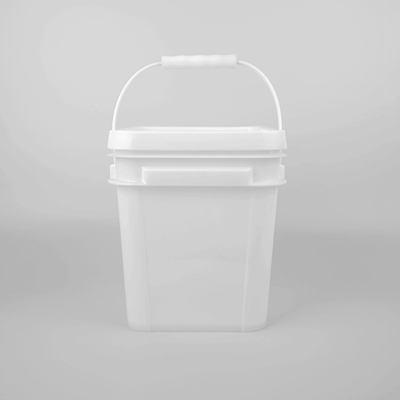 Seaux en plastique de place blanche de polypropylène de 5 litres pour le détergent