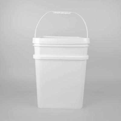 blanc en plastique de seau de place de PE de 18L pp avec bon scellant le couvercle