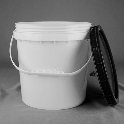 Taille en plastique du seau 8L 25cm de nourriture d'emballage alimentaire de mer avec le couvercle de vis
